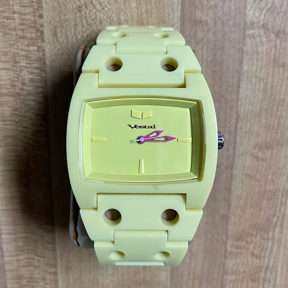 Vestal Destroyer Yellow Plastic Watch